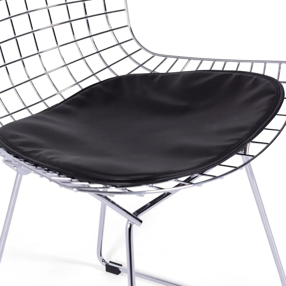 Réplique de la chaise Bertoia "High Quality" en acier chromé du célèbre designer Hans J. Wegner