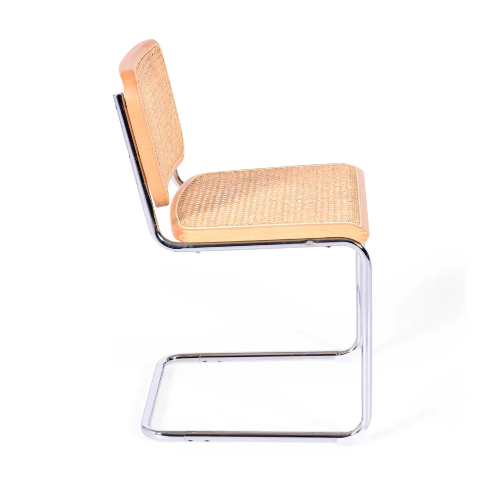 Réplique de la chaise en hêtre Cesca de Marcel Breuer. Version économique