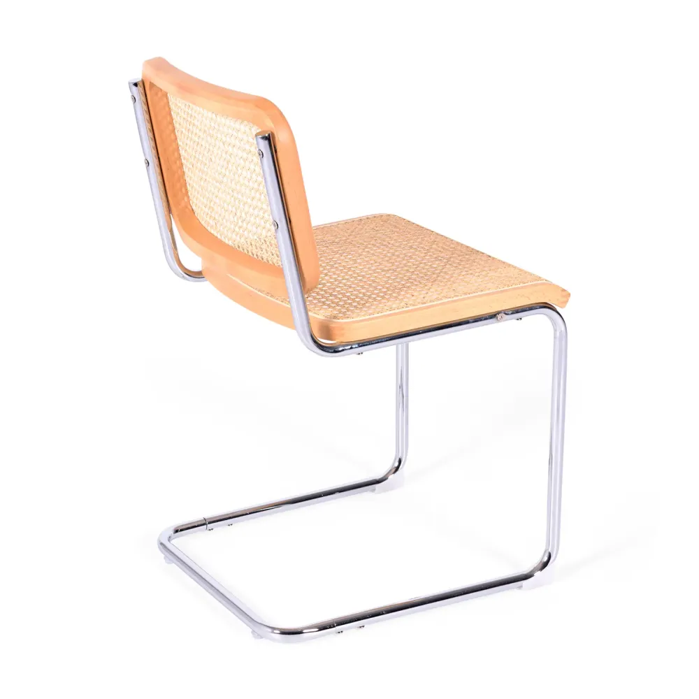 Réplique de la chaise en hêtre Cesca de Marcel Breuer. Version économique
