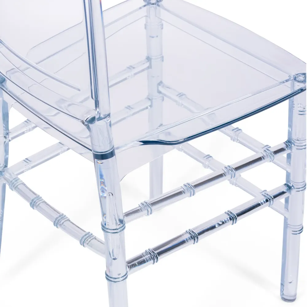 Chaises Transparentes Felipe Ghost - Chaises en plastique - meubles Concept