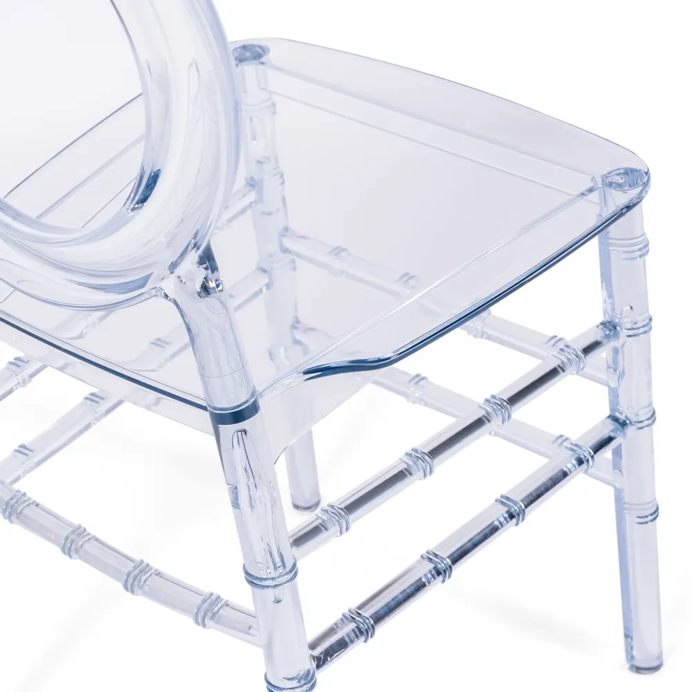 Chaises Transparentes Isabelle Ghost - Chaises en plastique - Meubles Concept
