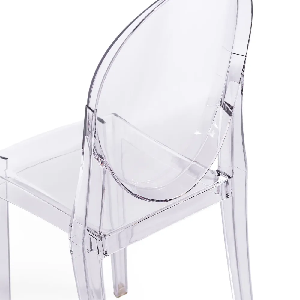 Réplique de la chaise Victoria Ghost de Phillipe Starck