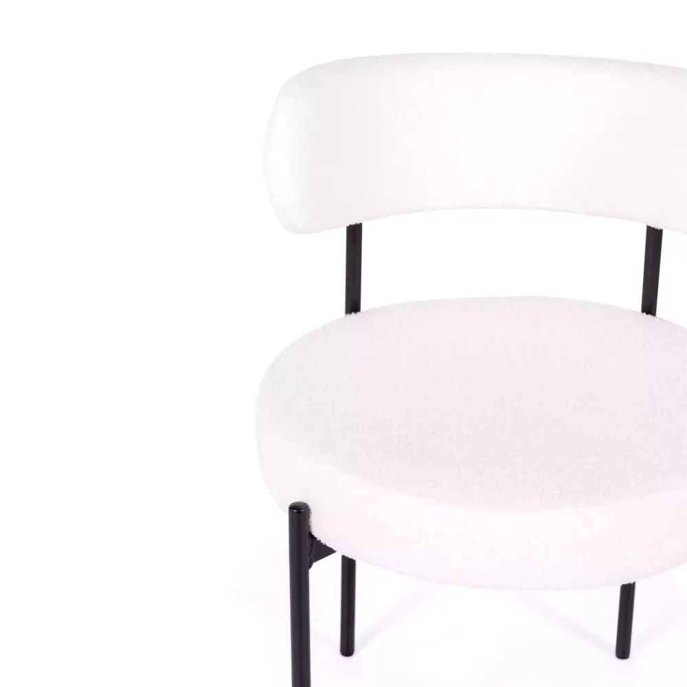 Chaise Lenin recouverte de velours - design élégant et moderne 🪑
