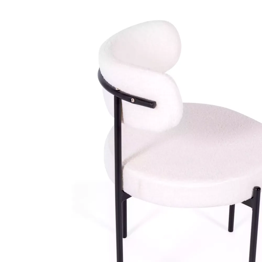 Chaise Lenin recouverte de velours - design élégant et moderne 🪑