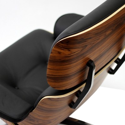 Réplique du fauteuil Eames Lounge chair original par Charles & Ray Eames