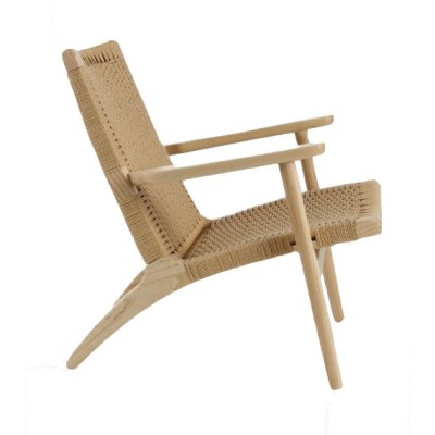 Replica of the Scandinavian Lounge CH25 armchair