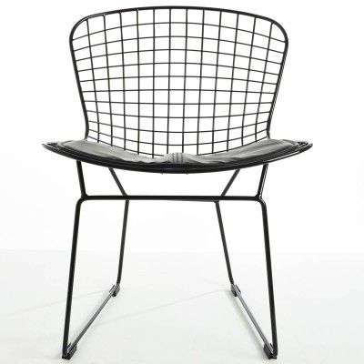 Kopia av Bertoia-stolen i svart stål av Harry Bertoia