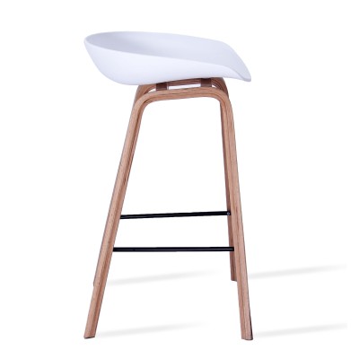 Tabouret nordique Daxer en bois de hêtre