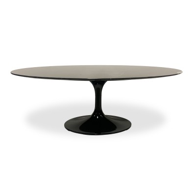 Tulip coffee table replica in Marquina marble