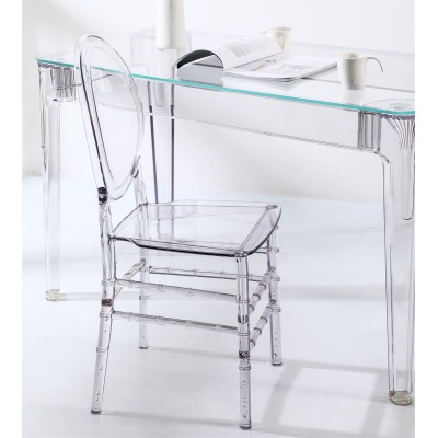 Chaise Isabelle Ghost en polycarbonate transparent