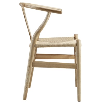 Replica of the high-end Wishbone CH24 chair