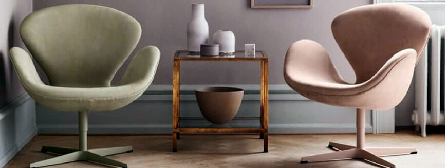 Replicas of swivel chairs such as the Swan chair by Arne Jacobse.